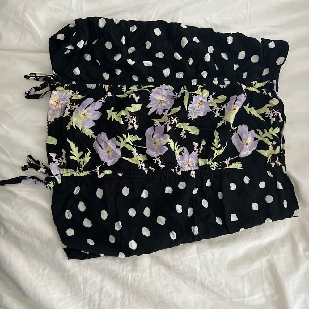 Urban Outfitters Black Floral Mini Skirt